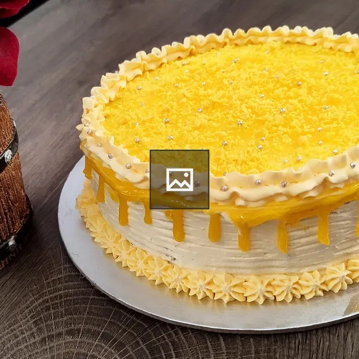 Plated Mango Cake