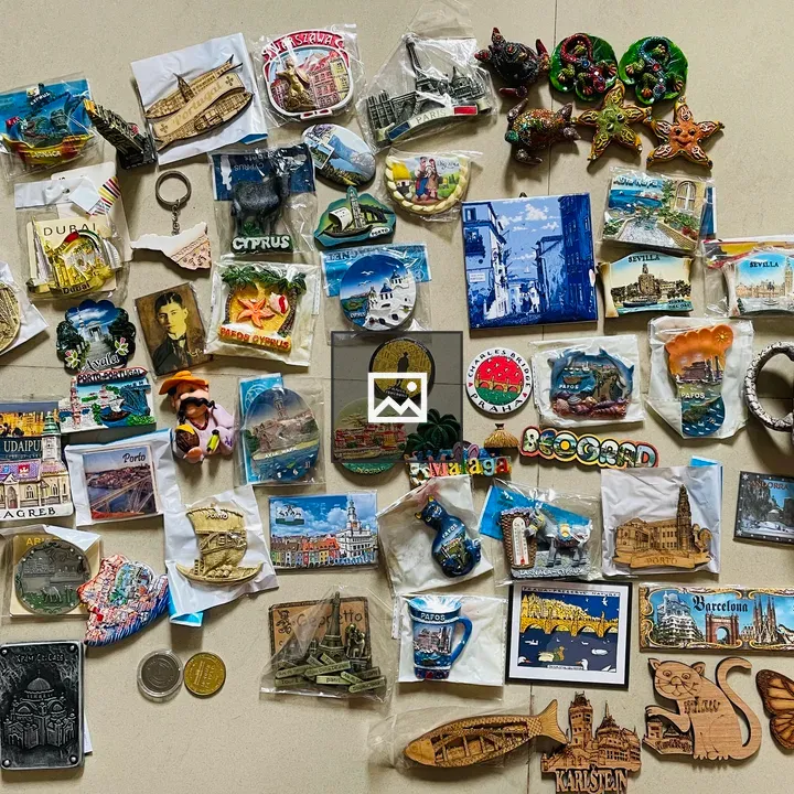 Travel memories souvenir collection