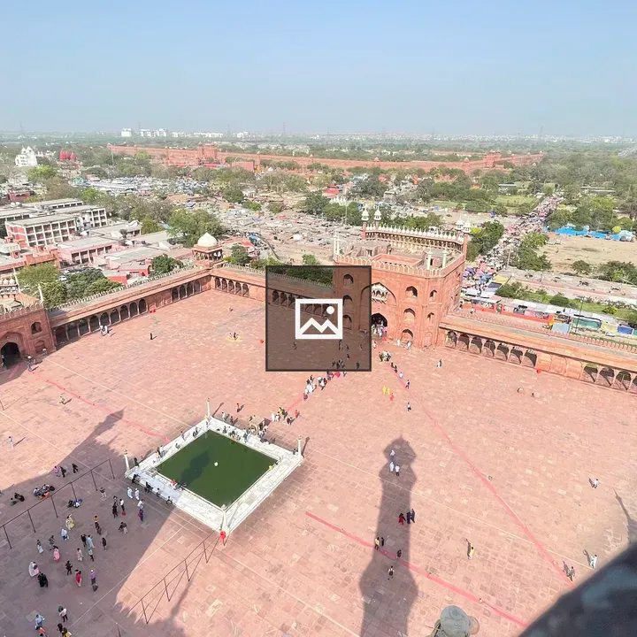 Jame Masjid Courtyard Arial View