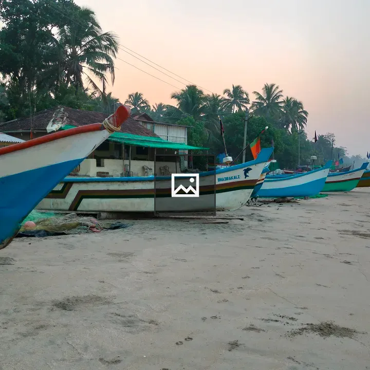 Fishing boats at Devbag beach
