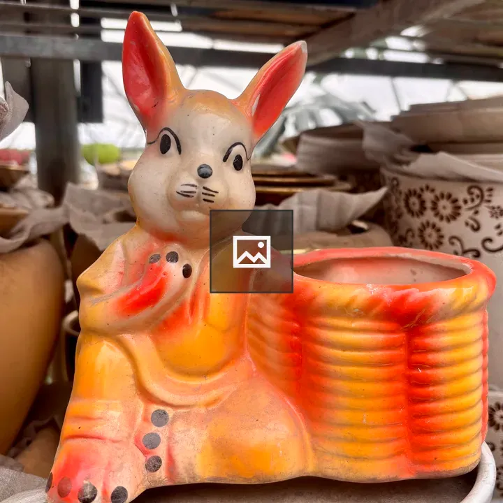 Ceramic rabbit figurine