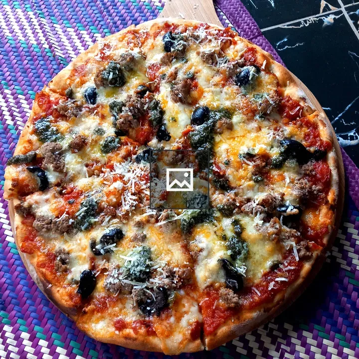Pizza with cheese topping