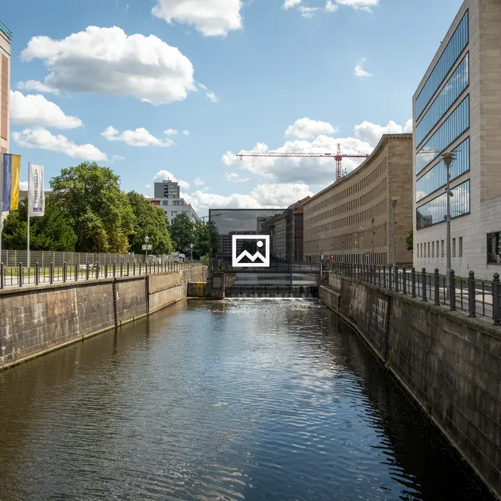 View from Schleusenbrücke Berlin