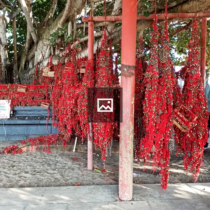 Tree with Bells and Leaves