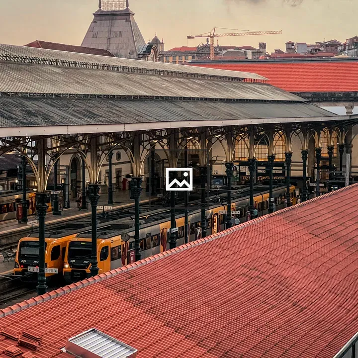 Sao Bento Train Station