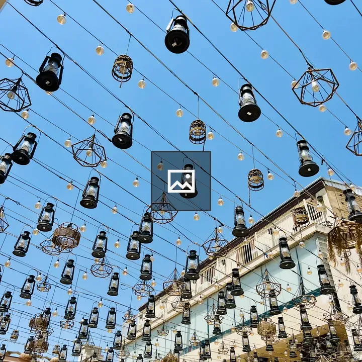 Street Lanterns and Bulbs Overbuilding
