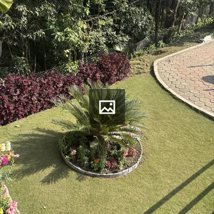 Garden with Circular Flower Bed