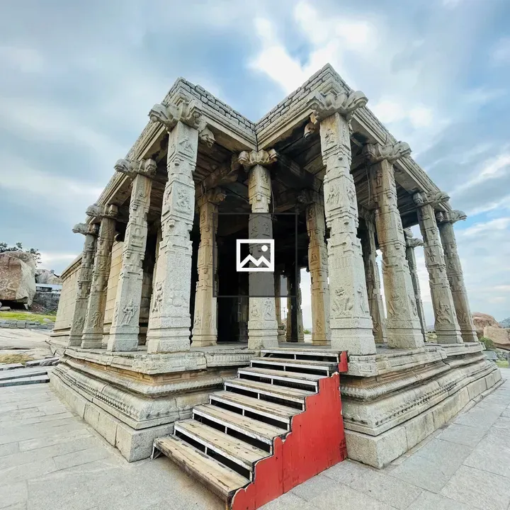 Kadalekalu Ganesha Temple Scene