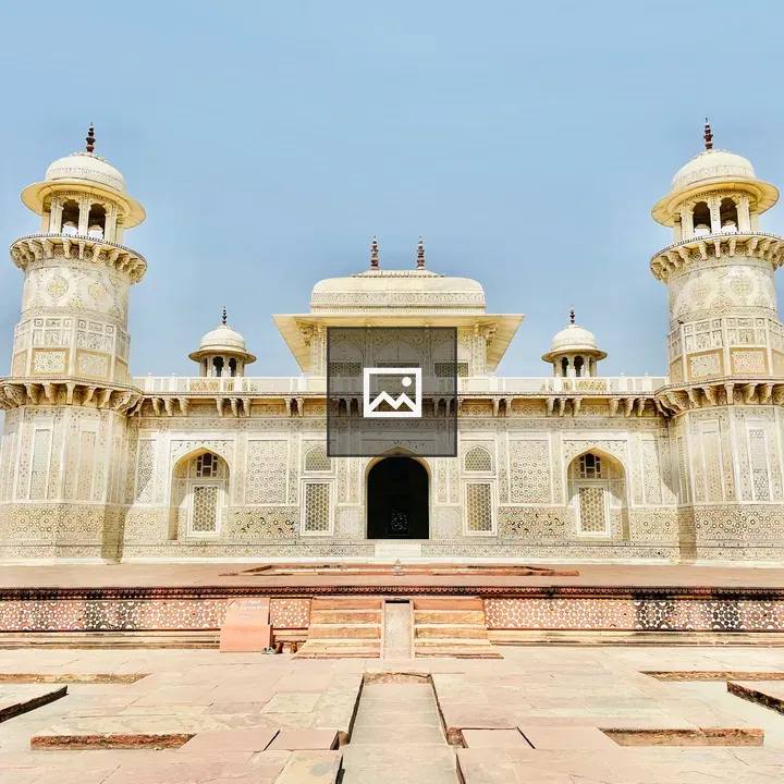 Tomb of I'timād-ud-Daulah exterior
