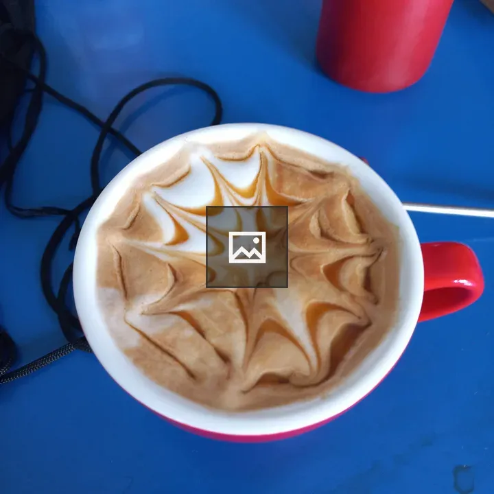 Latte Art Red Coffee Cup