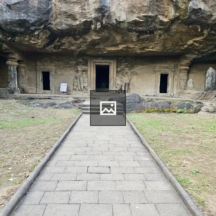 Entrance of Elephanta Cave