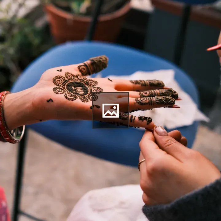 Mehendi Preparation Hands