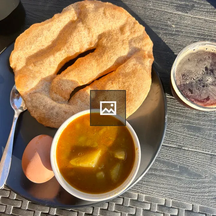 Phapar bread breakfast plate