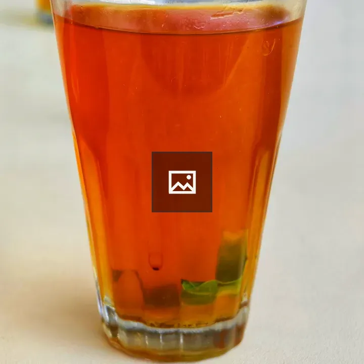 Amber lime tea close-up