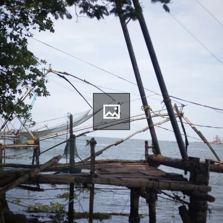 Kochi Scene by Lake and Sky