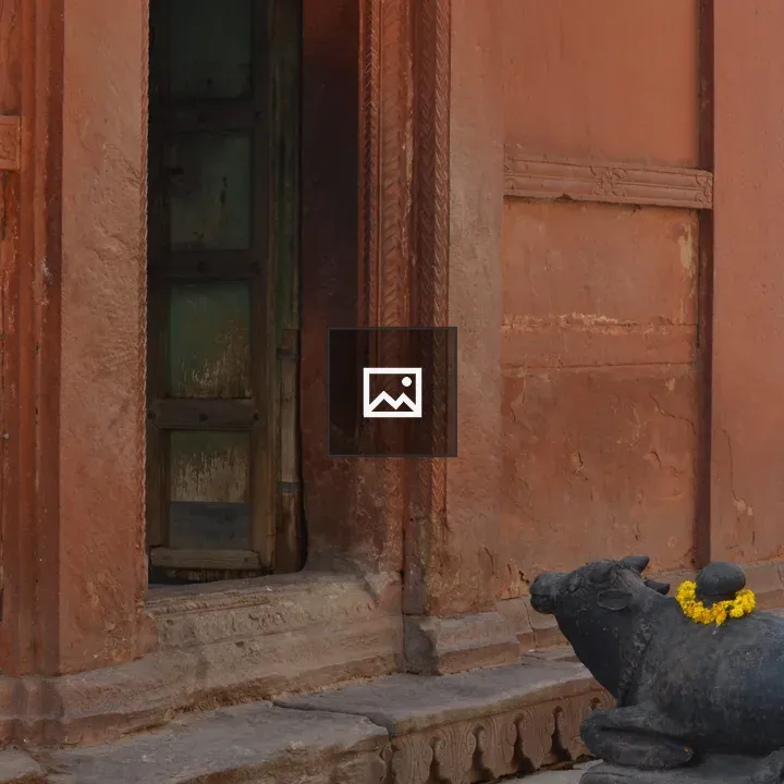 Nandi Maharaj at Temple Door