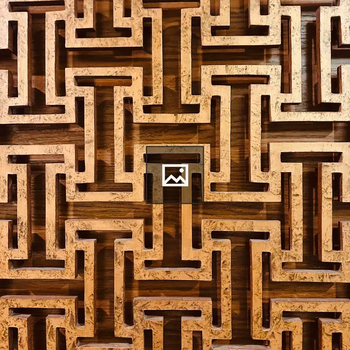Intricate wooden lattice design