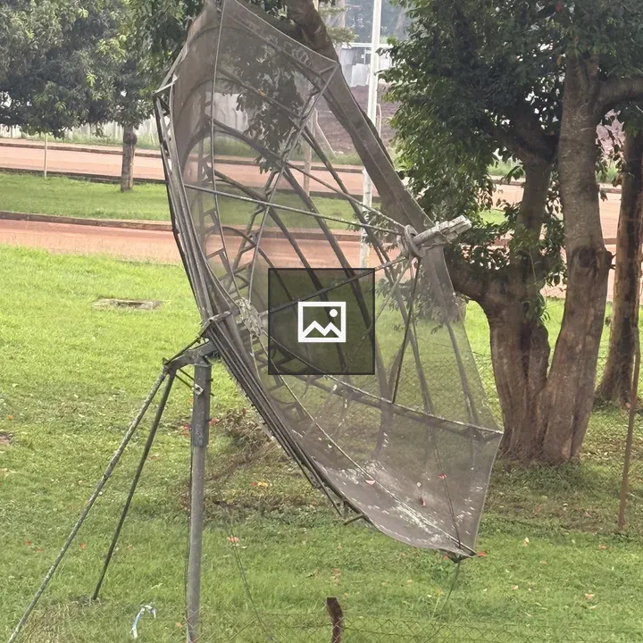 Ground satellite receiver