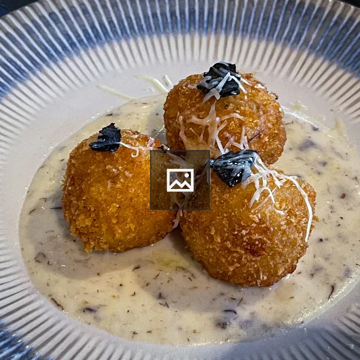 Fired risotto balls