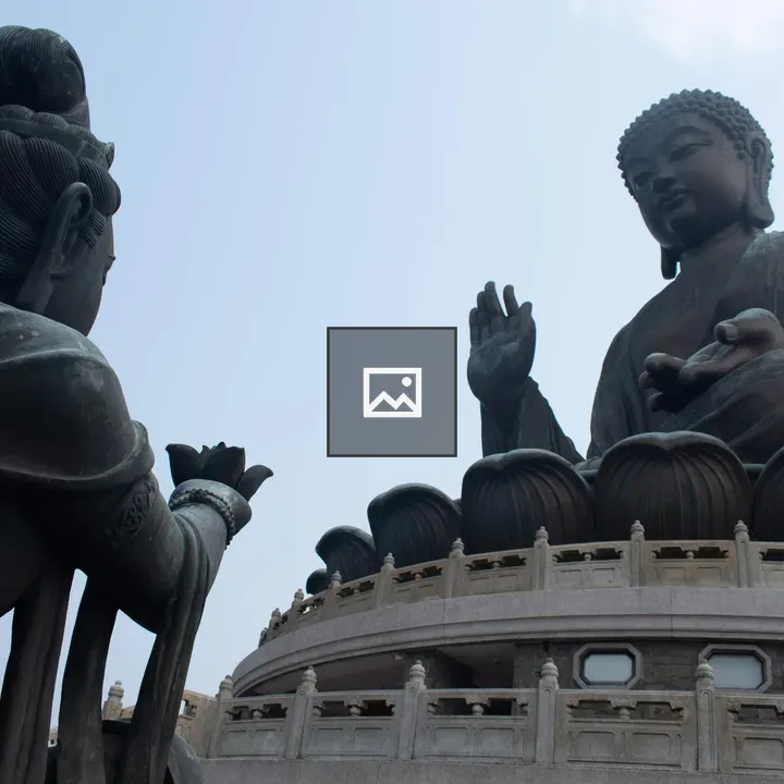 Tian Tan Buddha Statue