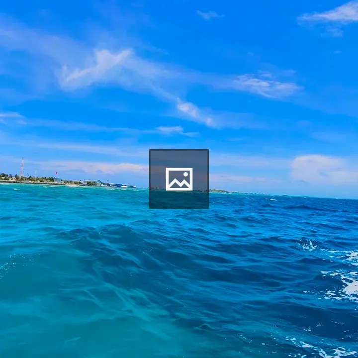 Sea in Maldives with blue water