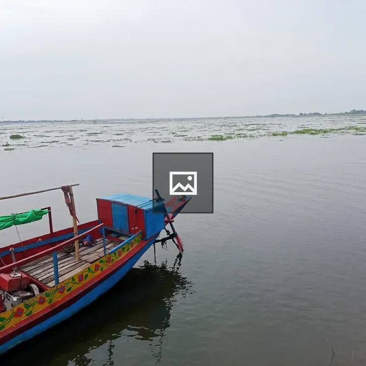 Boat on a lake in Brahmanbaria