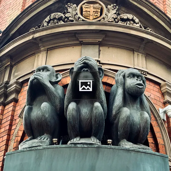Three Wise Monkeys sculpture