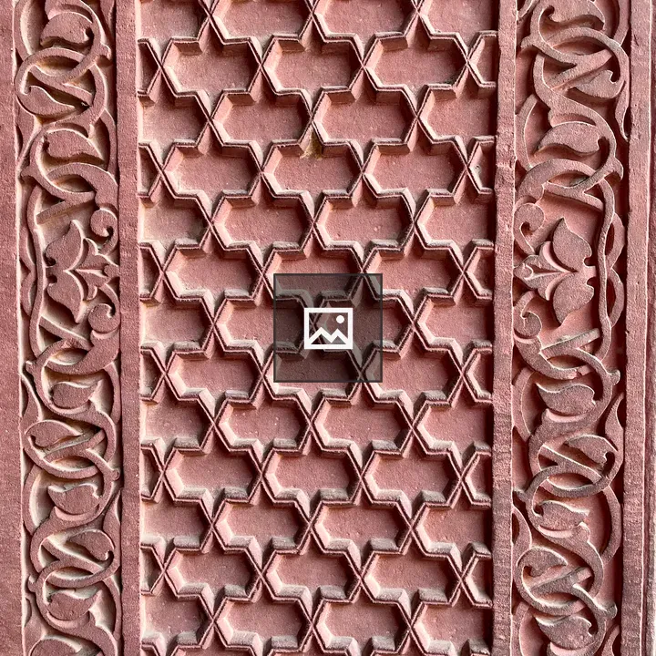 Sandstone Lattice Pattern