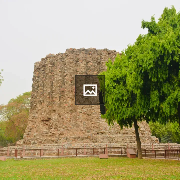 Side view of Alai Minar near Qutub Minar