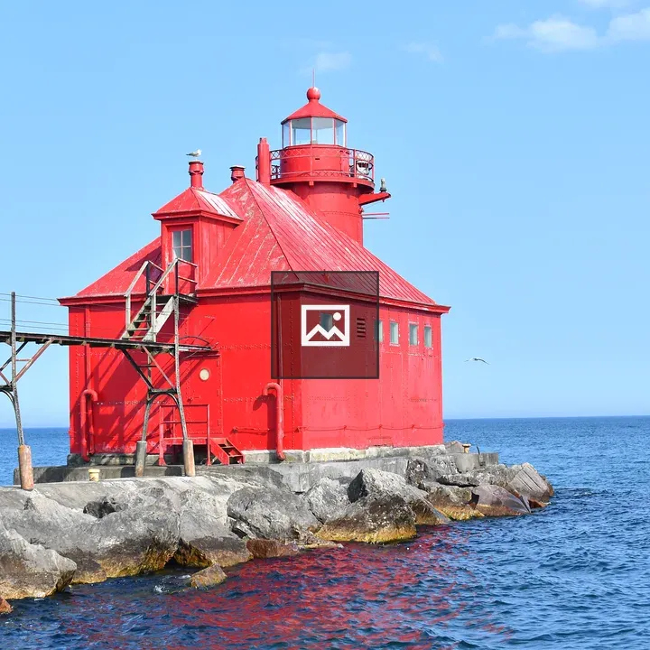 Sturgeon Bay Ship Canal Pierhead Lighthouse