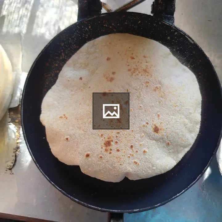 Brown Flatbread in Pan