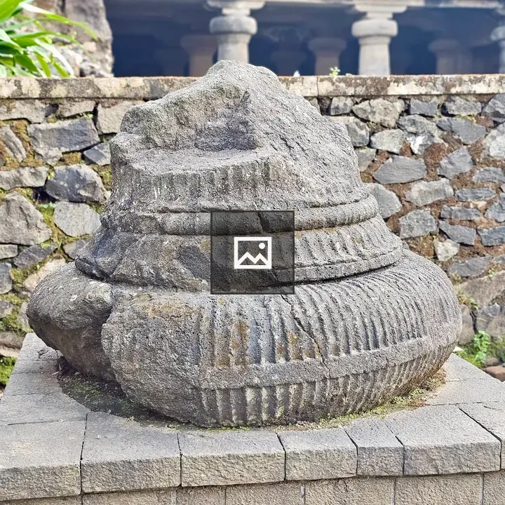 Stone sculpture at Elephanta Caves
