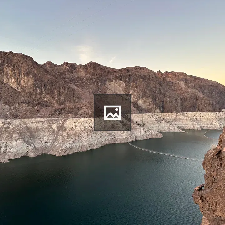 Lake Mead canyon view