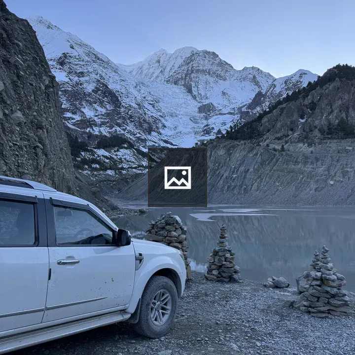 Overlanding near Gangapurna Lake