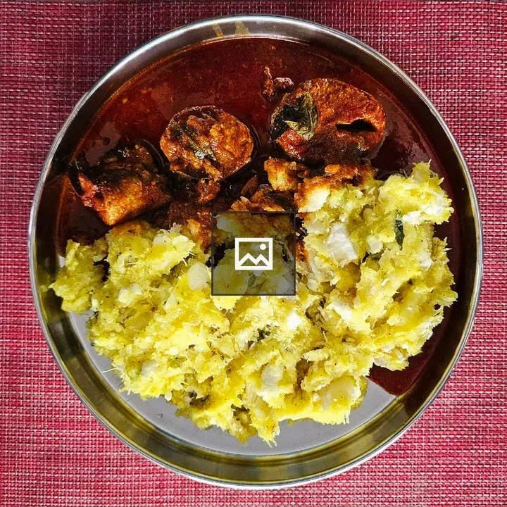 Kerala Style Kappa Puzhukku and Fish Curry