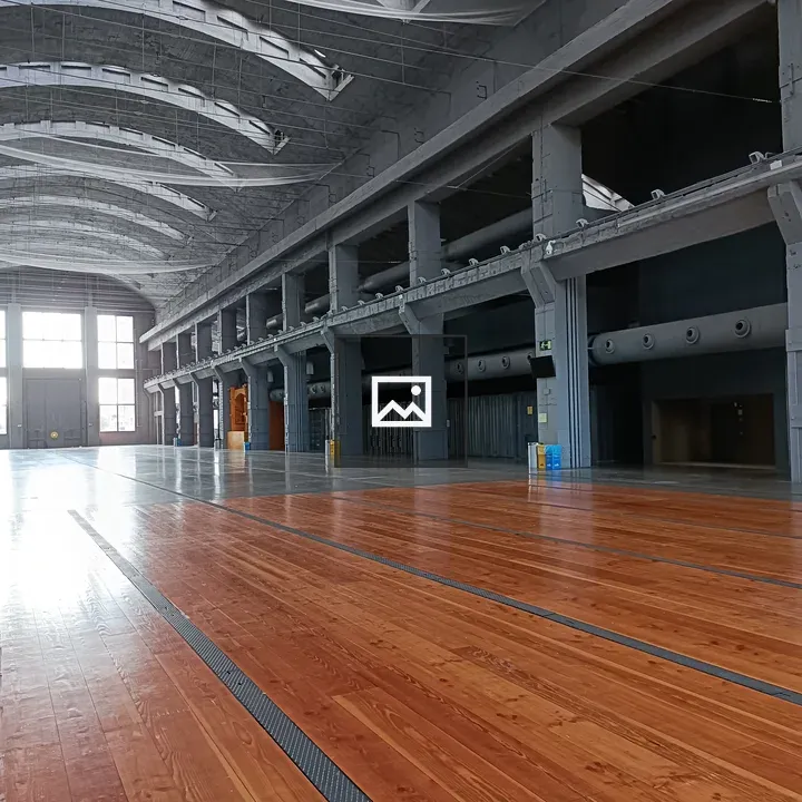 Huge events warehouse in Madrid