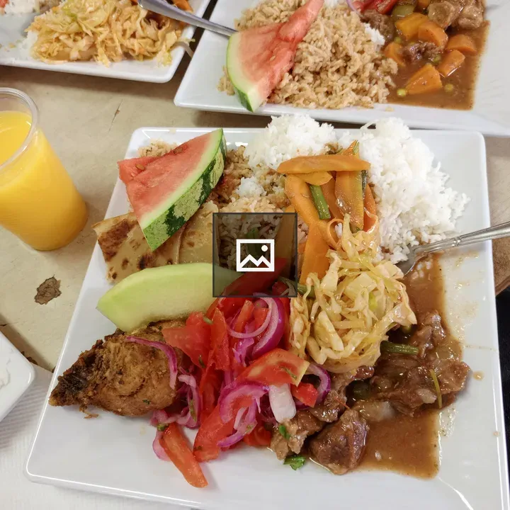 Rice with pilau and beef stew plate