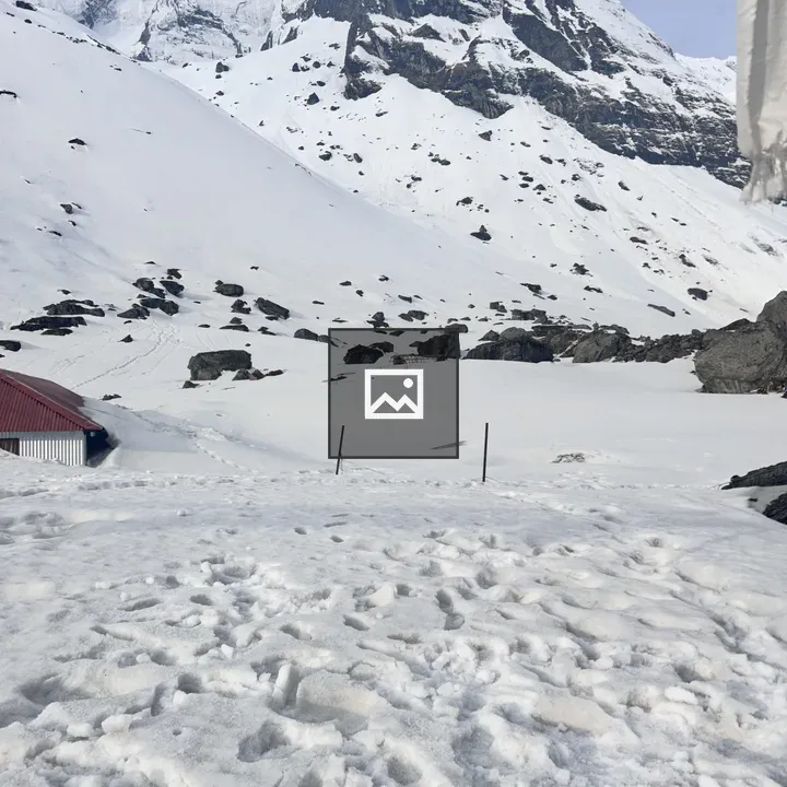 Annapurna Base Camp snow scene