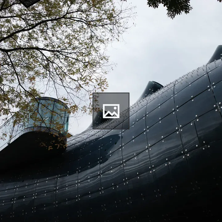 Blue glass facade museum in Graz