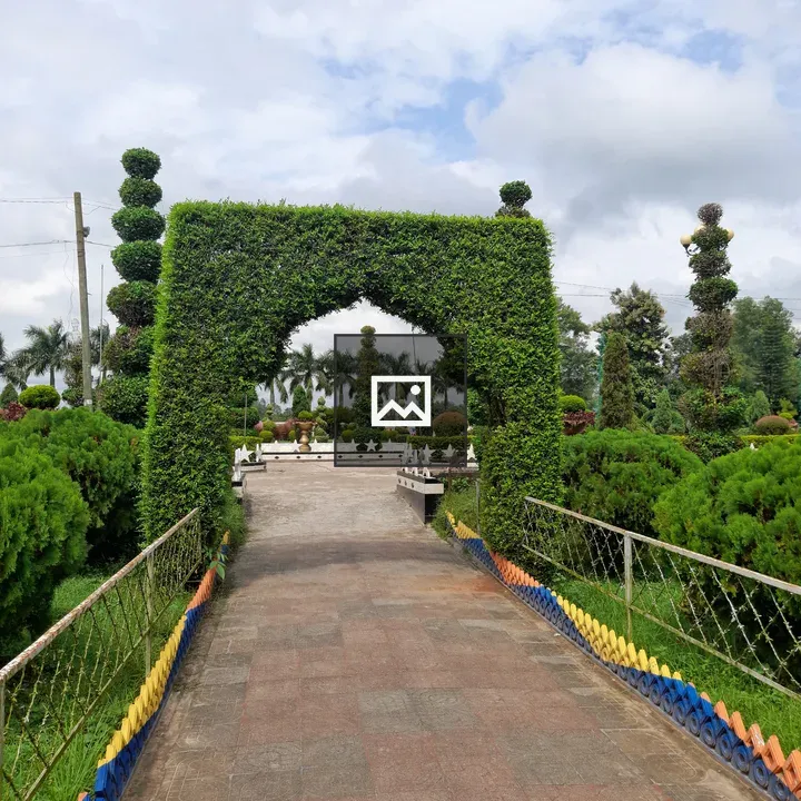 Archway Garden Pathway