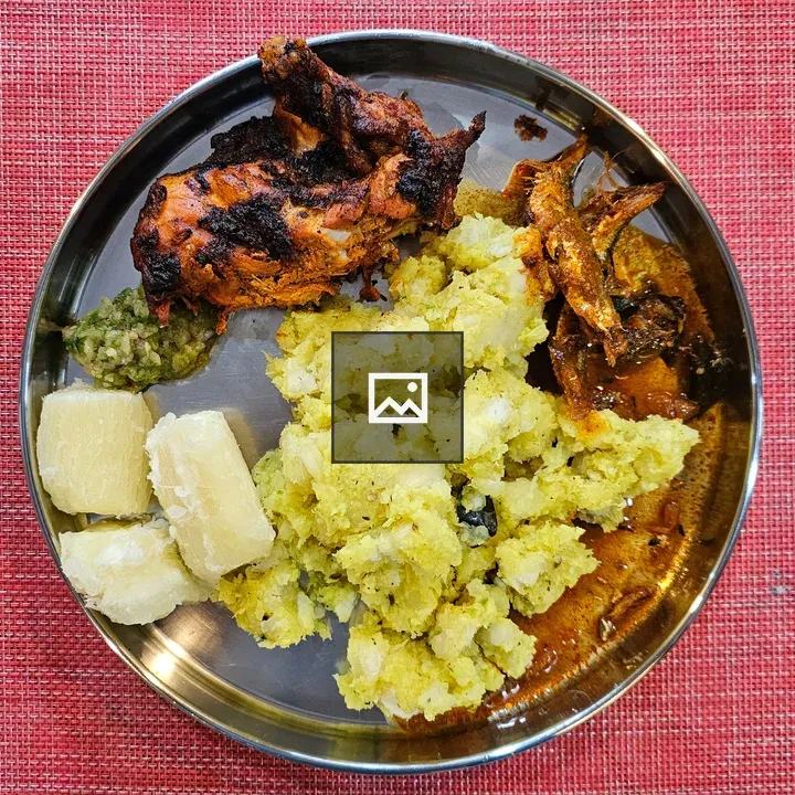 Kachil Puzhukku Plate