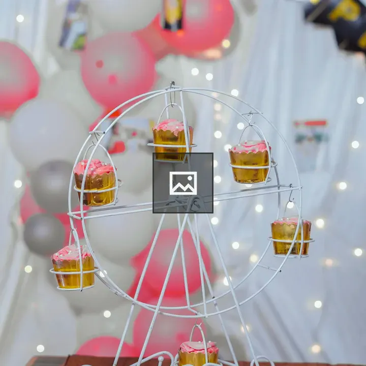 Cake Giant Wheel