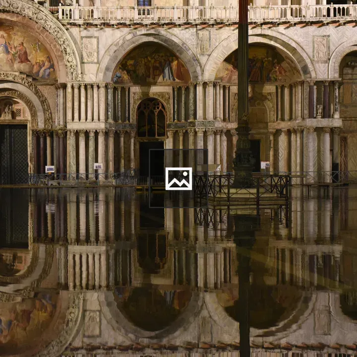 Night view of St. Mark’s Basilica