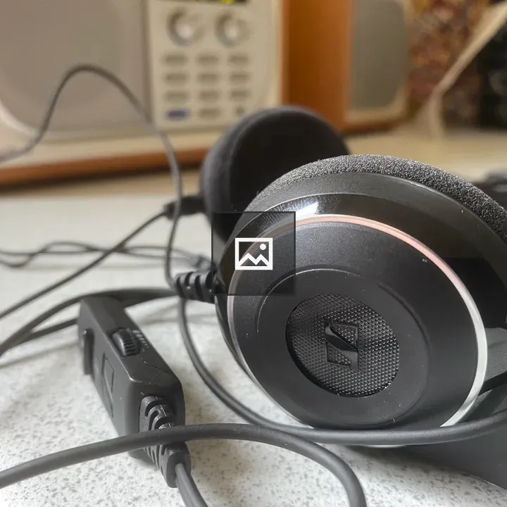 Headphones with bokeh background