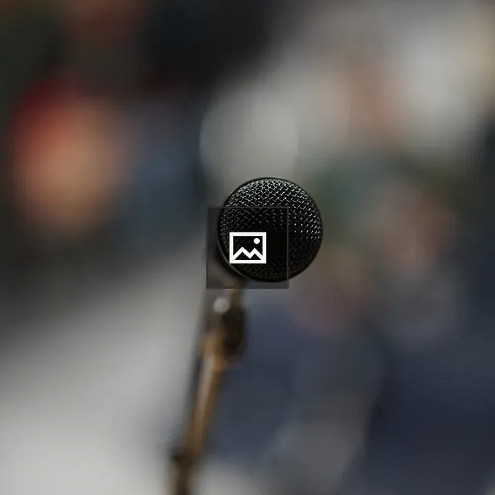 Speaker microphone at WordCamp