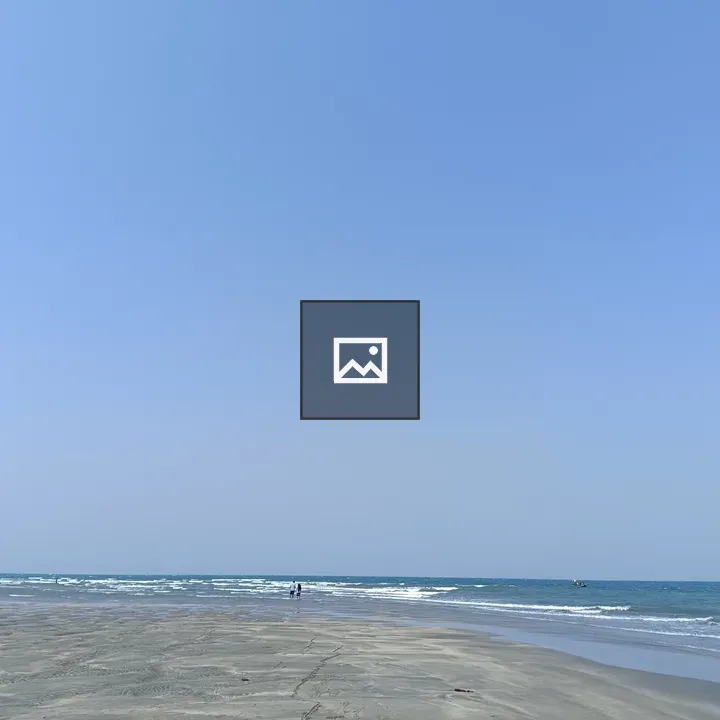 Beach Horizon Scene