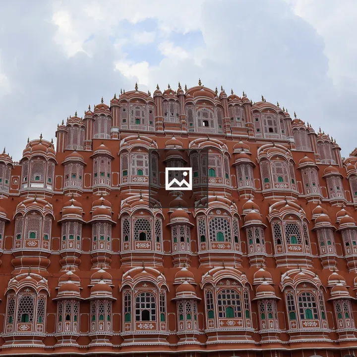 Hawa Mahal close-up latticework