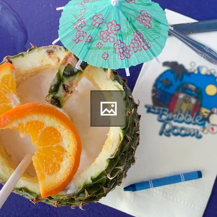 Piña Colada in Pineapple