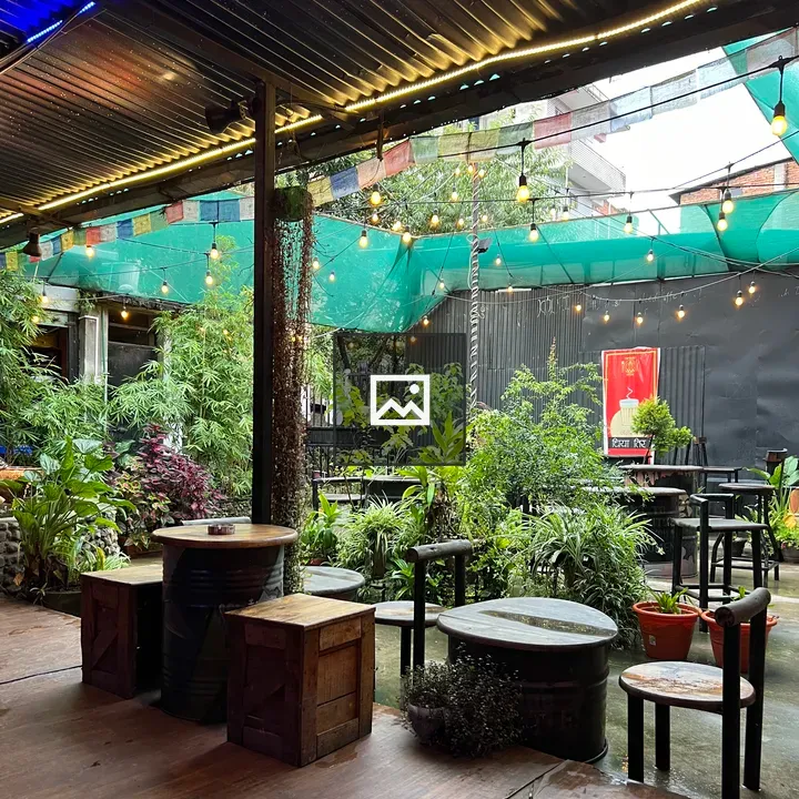 Cafe garden