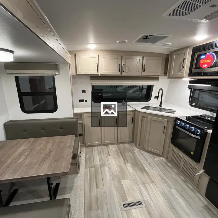 Dinette and kitchen in an RV/Caravan